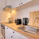 아파트 Fullhouse Premium H11 *
