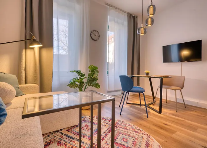 Lägenhet Fullhouse Premium H11 *